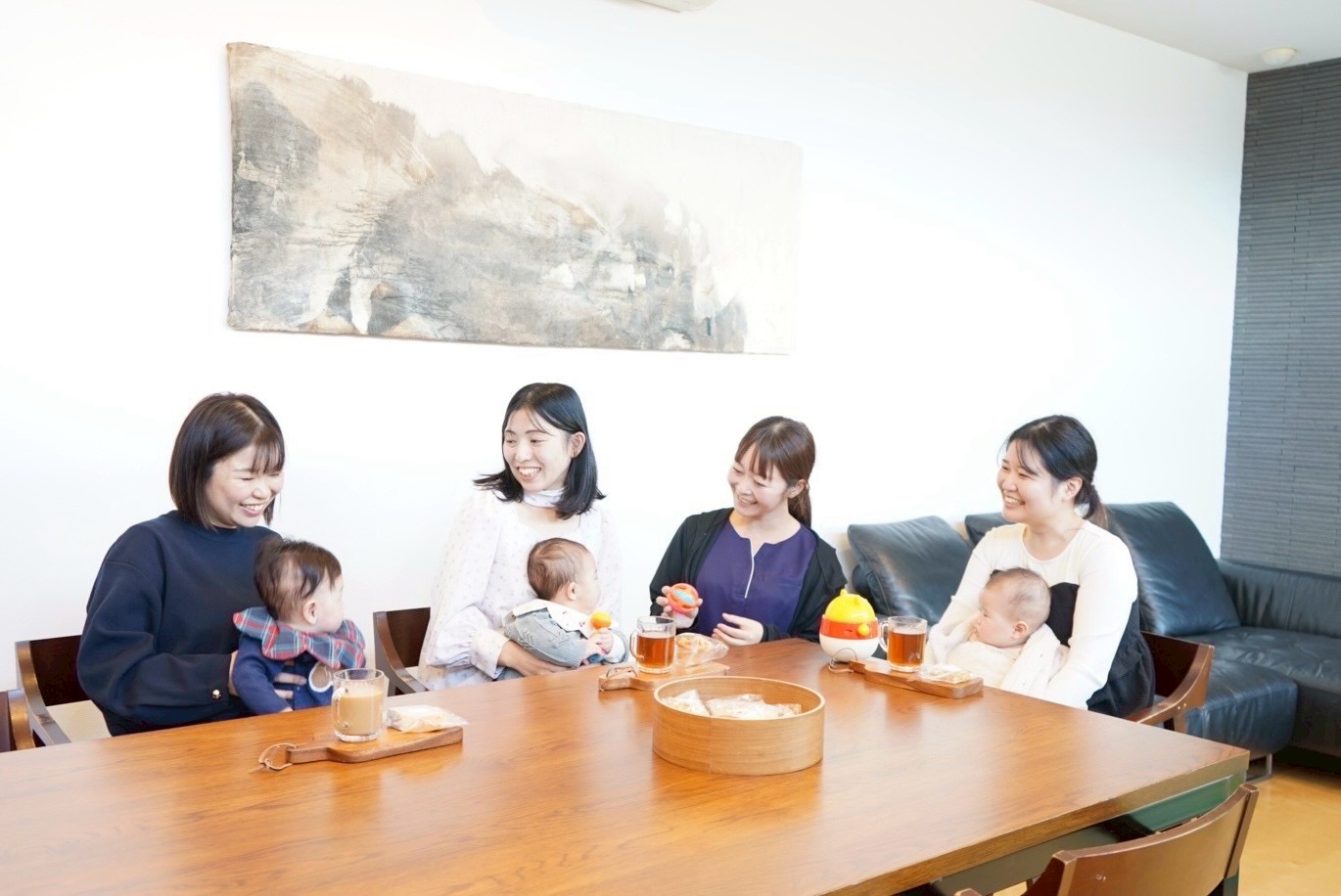 日帰り型でママ同士が過ごしている様子